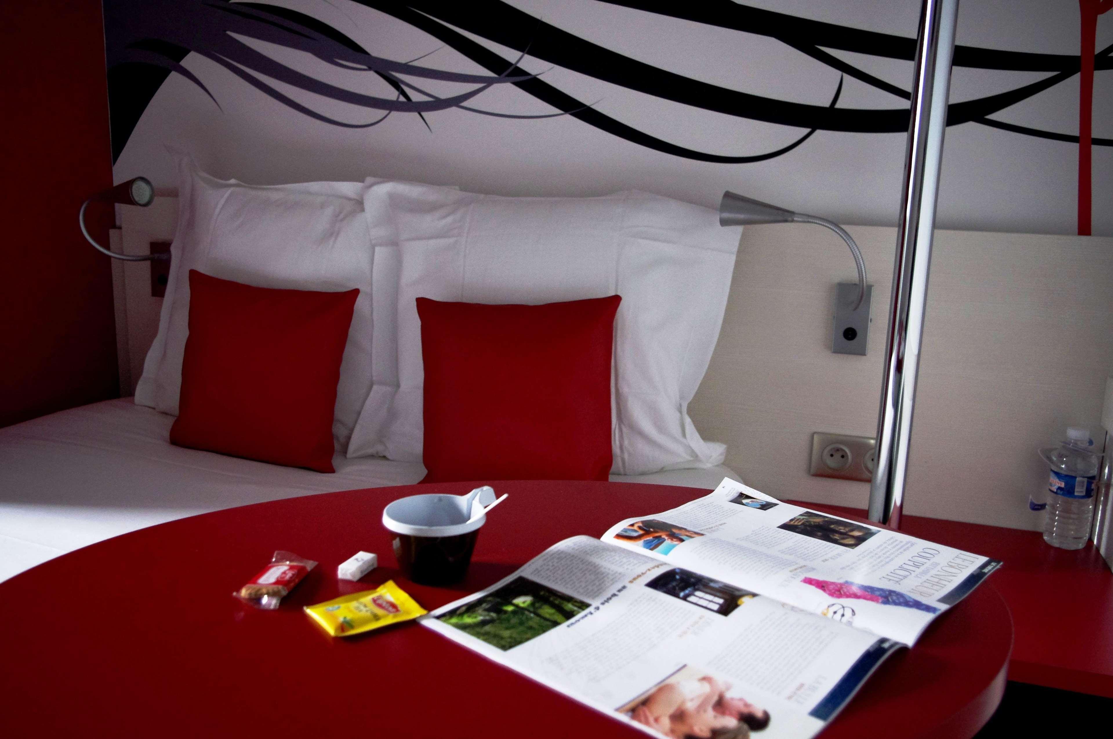 Kyriad Sud Hotel