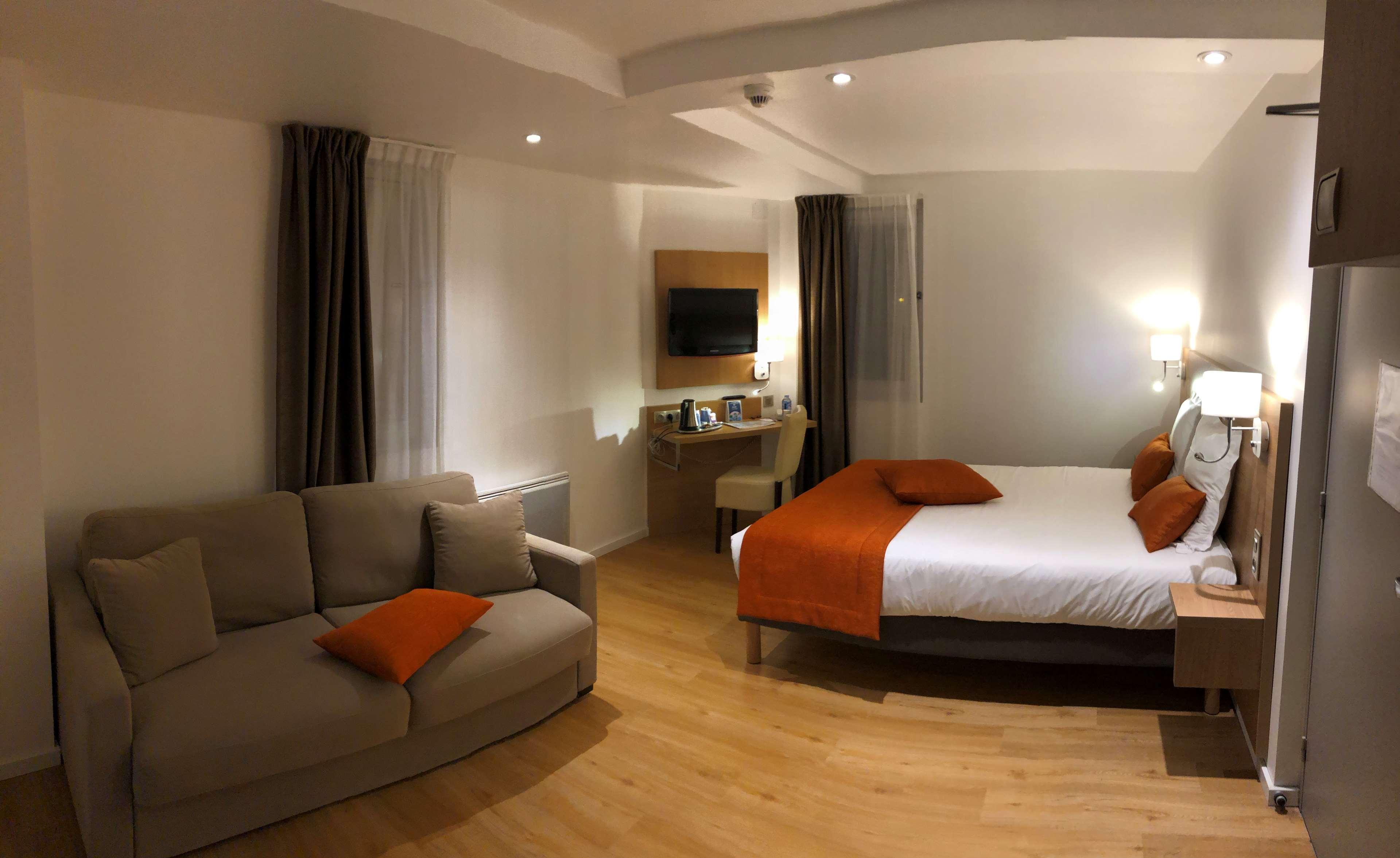 Kyriad Sud Hotel 2*
